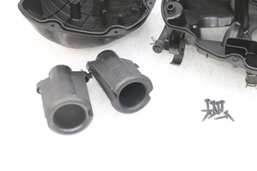 photo de AIR BOX HONDA NTV DEAUVILLE ABS 700 (2007 - 2016) - Fixing points details