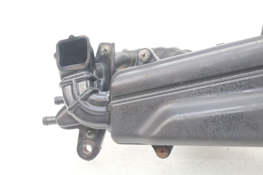 photo de AIR BOX SYM ORBIT III 3 4T 50 (2018 - 2021) - Alternative perspective