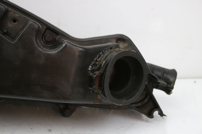 photo de AIR BOX KEEWAY OUTLOOK 125 (2007 - 2013) - Surface and material condition