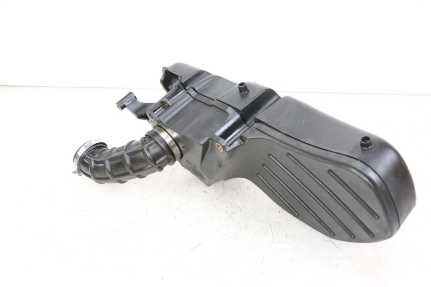 photo de AIR BOX PIAGGIO BEVERLY 125 (1998 - 2005) - Alternative perspective