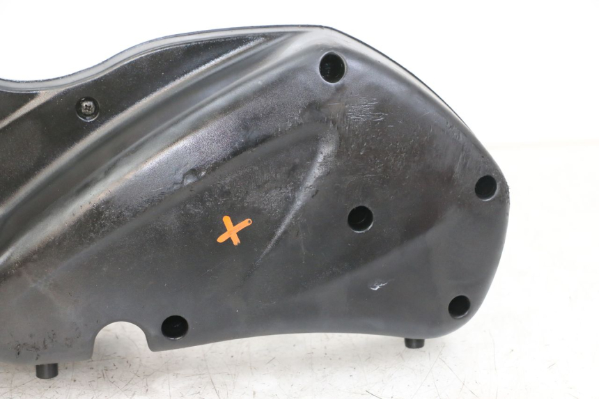 photo de AIR BOX PIAGGIO BEVERLY 125 (1998 - 2005) - Surface and material condition