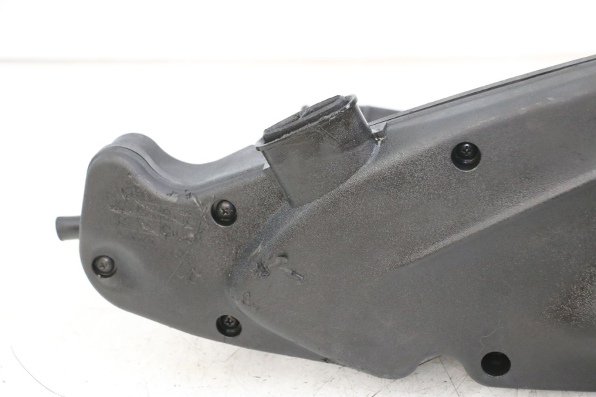 photo de AIR BOX PIAGGIO LIBERTY IGET 4T 50 (2021 - 2025) - Surface and material condition