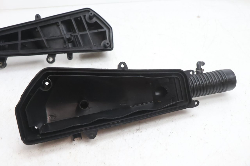 photo de AIR BOX YIYING RETRO 50 (2008 - 2017) - Fixing points details