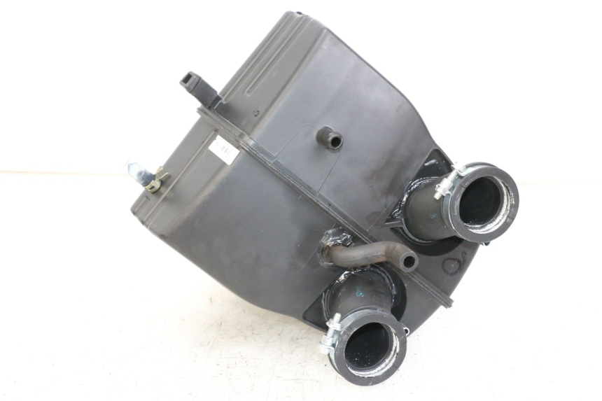 photo de AIR BOX ROYAL ENFIELD CONTINENTAL GT 650 (2019 - 2024) - Zoom on usage condition