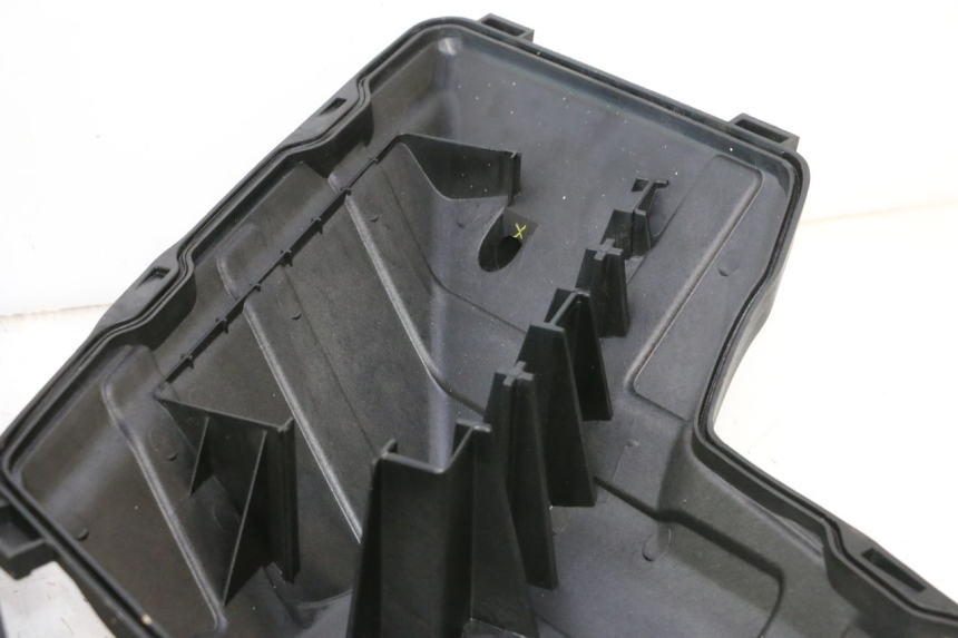 photo de AIR BOX CAN-AM SPYDER RS 1000 (2008 - 2012) - Distinctive features