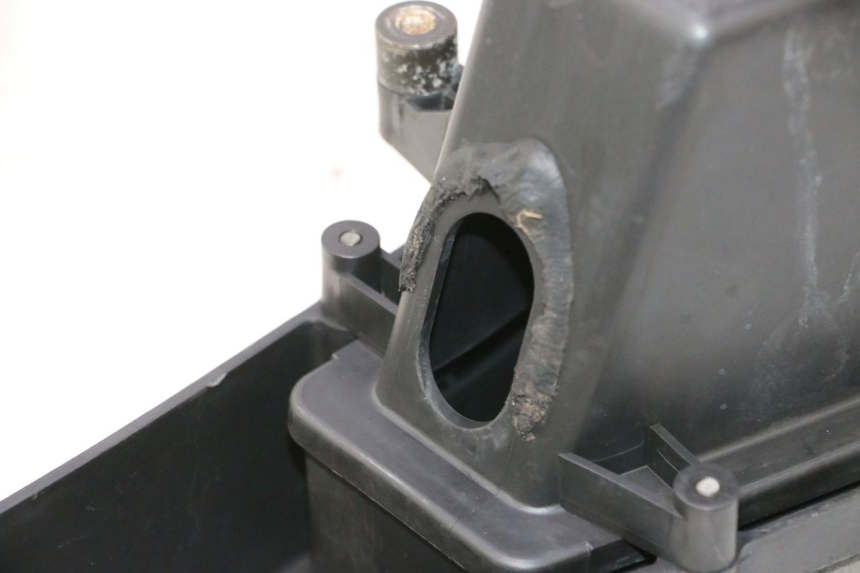 photo de AIR BOX KYMCO SUPER 8 2T 50 (2007 - 2013) - Fixing points details