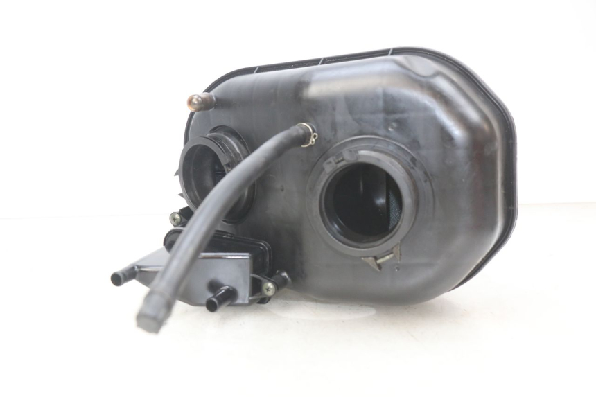 photo de AIR BOX SUZUKI SV N 650 (1999 - 2002) - Alternative perspective