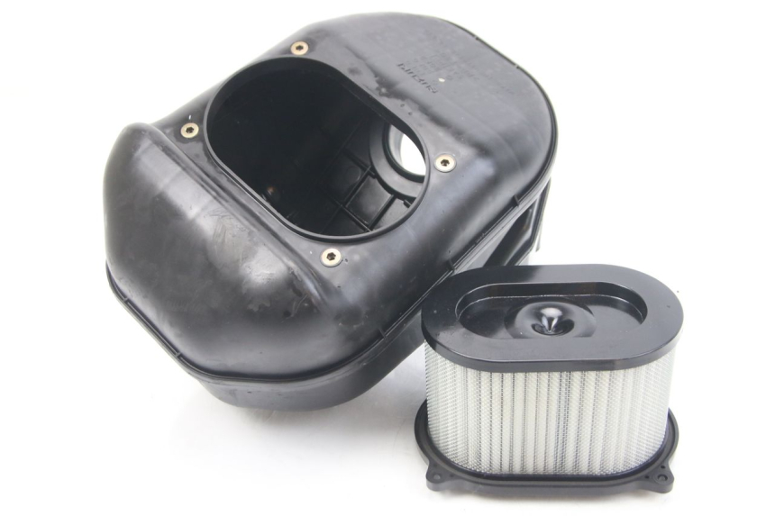 photo de AIRBOX SUZUKI SV S 650 (1999 - 2002) - Fixing points details