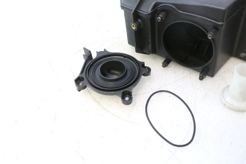 photo de AIR BOX DAELIM VJ ROADWIN 125 (2004 - 2007) - Technical close-up