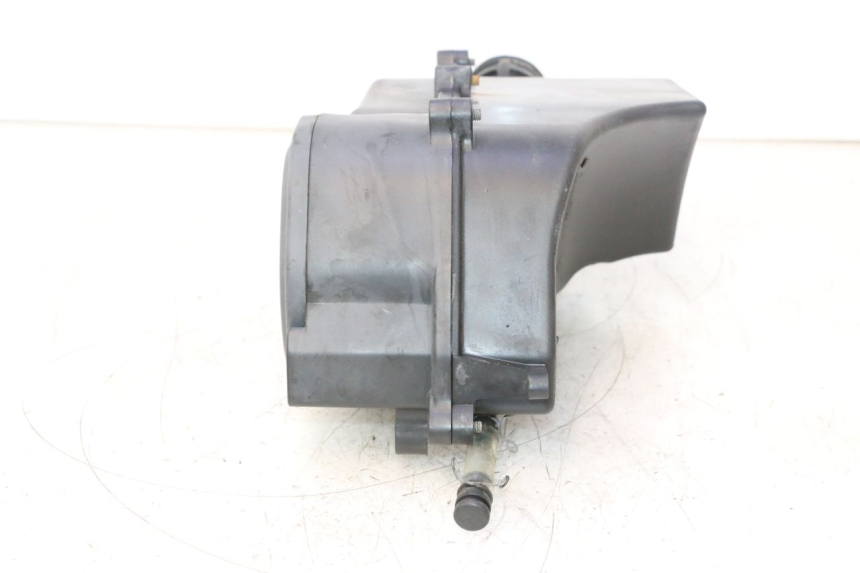 photo de AIR BOX YAMAHA YP MAJESTY 125 (2002 - 2006) - Surface and material condition