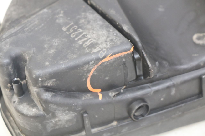 photo de AIR BOX YIYING YY125T 125 (2006 - 2014) - Component detail