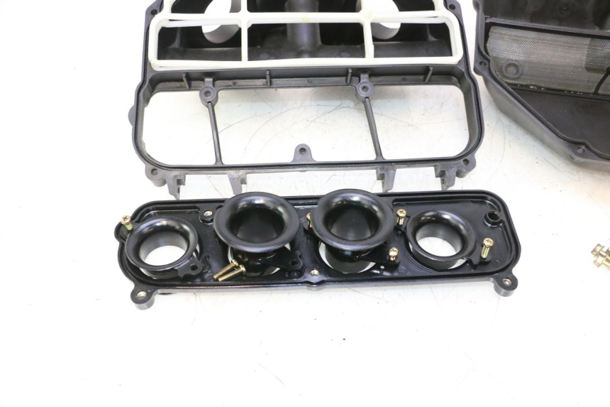 photo de AIR BOX KAWASAKI ZX-6R ZX6R 600 (2000 - 2002) - Distinctive features