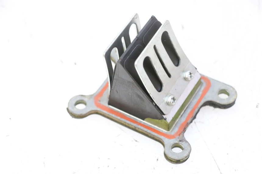 photo de INTAKE VALVE KYMCO AGILITY NAKED RENOUVO 2T 50 (2011 - 2018) - Main view