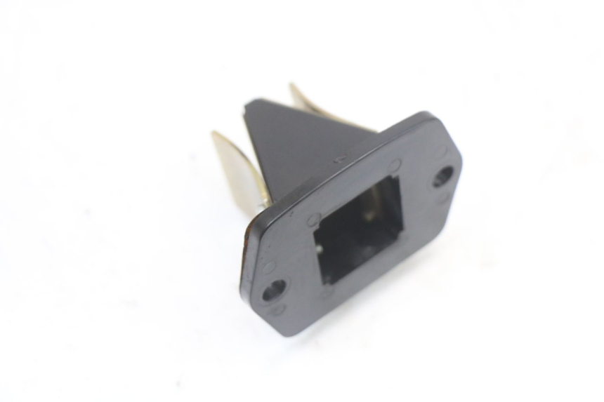 photo de INTAKE VALVE APRILIA SR MOTARD 50 (2012 - 2018) - Component detail