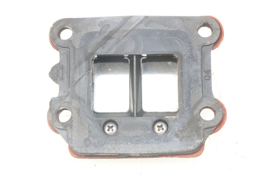 photo de INTAKE VALVE MBK BOOSTER SPIRIT 50 (1996 - 1999) - Zoom on usage condition