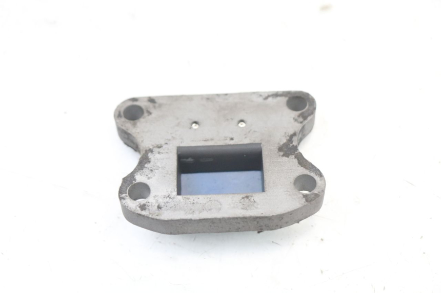 photo de INTAKE VALVE PEUGEOT ELYSTAR 50 (2002 - 2014) - Alternative perspective