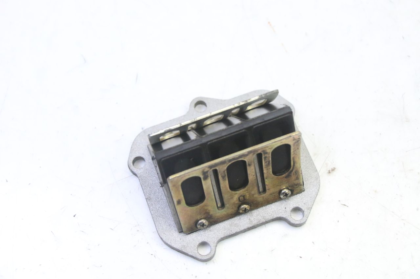 photo de INTAKE VALVE APRILIA ETX 125 (1998 - 2002) - Component detail