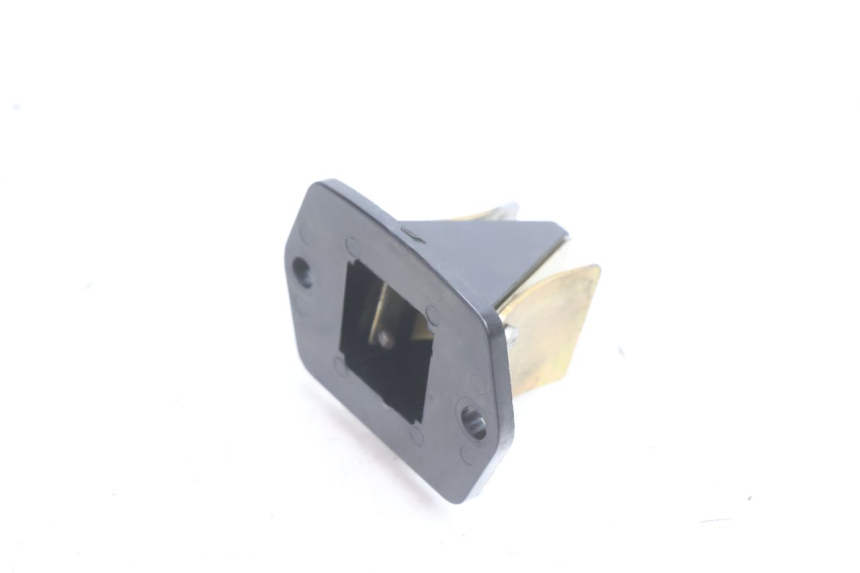 photo de REED VALVE ASSEMBLY PIAGGIO FLY 2T 50 (2004 - 2017) - Alternative perspective