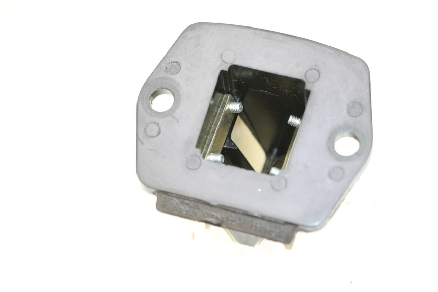 photo de INTAKE VALVE PIAGGIO NEW TYPHOON 50 (2018 - 2021) - Component detail