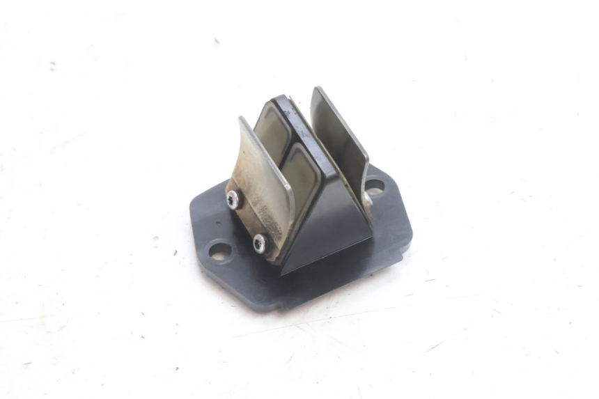 photo de INTAKE VALVE PIAGGIO NEW TYPHOON 50 (2018 - 2021) - Main view