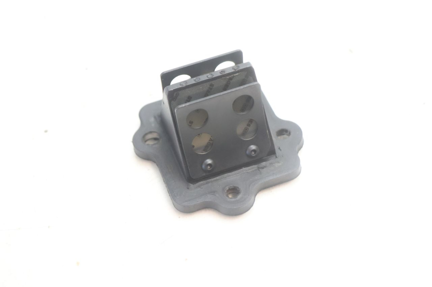 photo de INTAKE VALVE MBK NITRO 50 (2004 - 2008) - Component detail