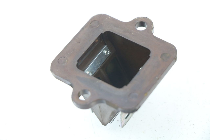 photo de INTAKE VALVE PEUGEOT SPEEDFIGHT 3 AIR 50 (2009 - 2015) - Component detail