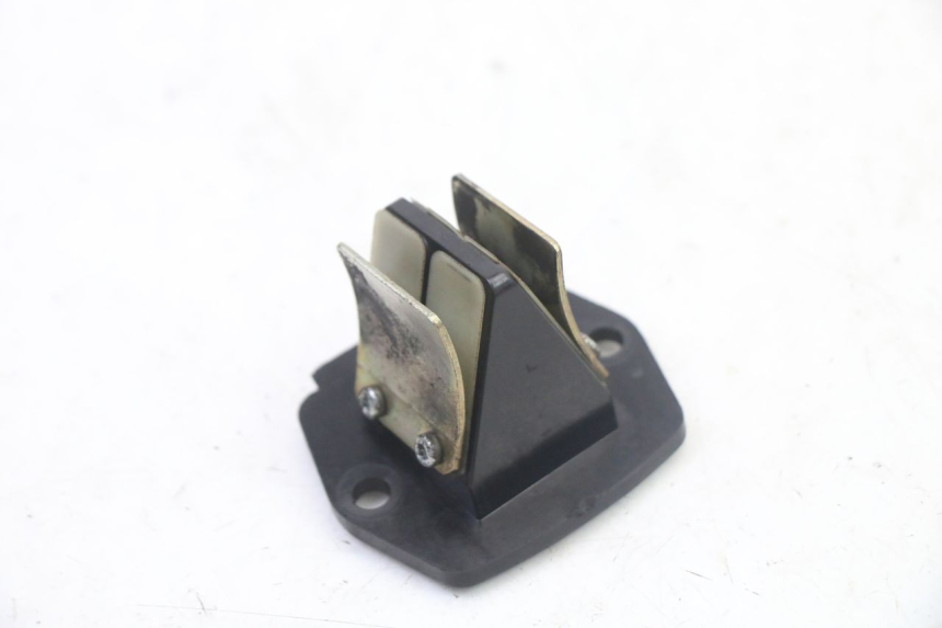 photo de INTAKE VALVE APRILIA SR 2T 50 (2018 - 2022) - Main view