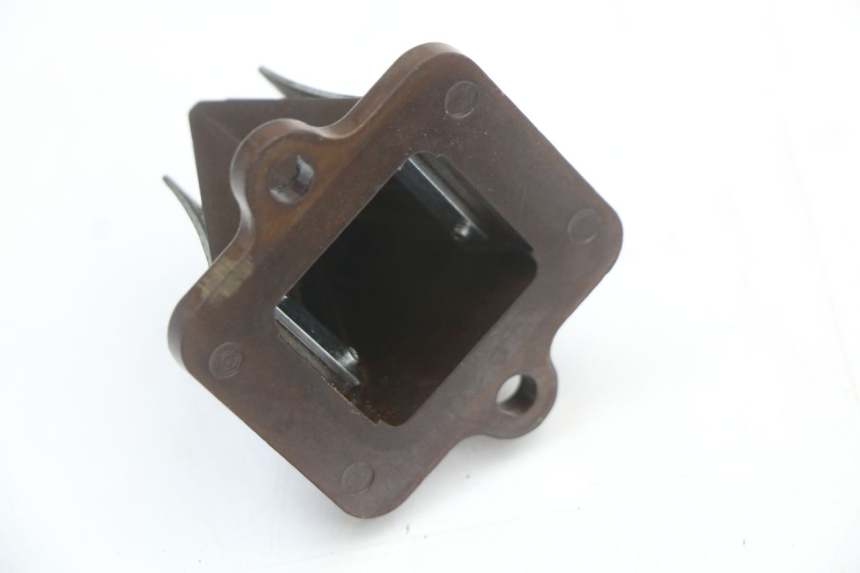 photo de INTAKE VALVE PEUGEOT STREETZONE 2T 50 (2014 - 2019) - Main view