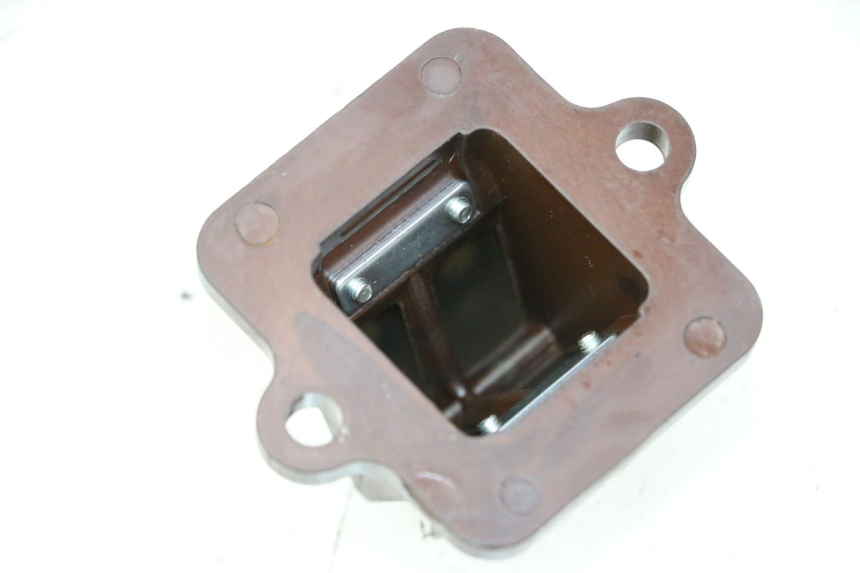 photo de INTAKE VALVE PEUGEOT STREETZONE I 2T 50 (2018 - 2020) - Component detail