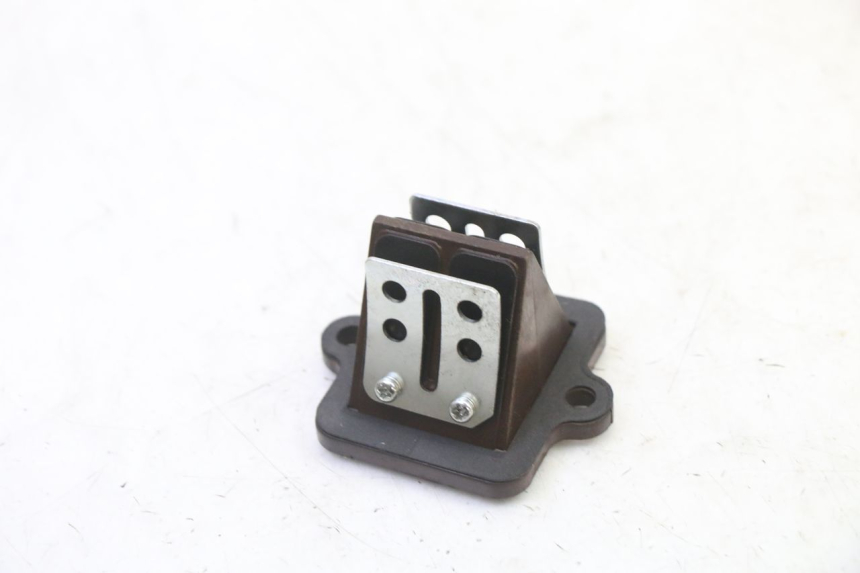 photo de INTAKE VALVE PEUGEOT STREETZONE I NAKED 2T 50 (2018 - 2020) - Main view