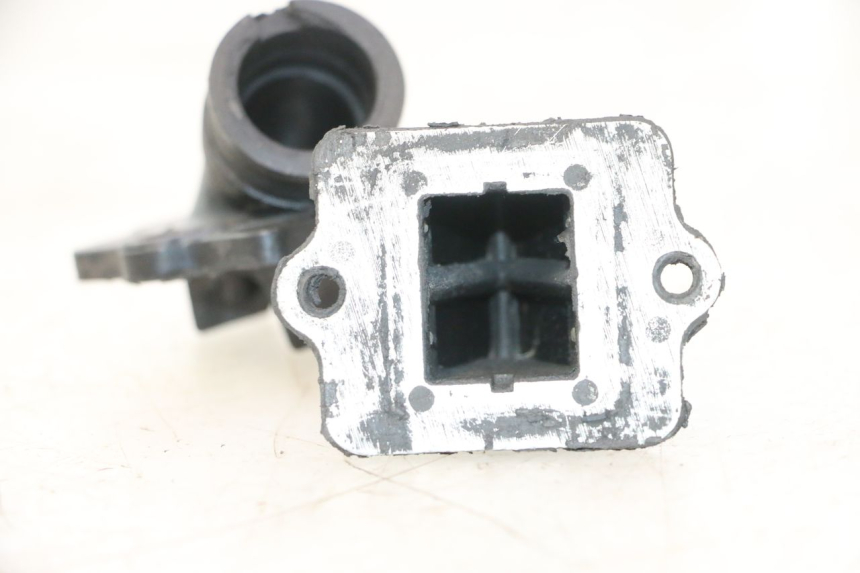 photo de REED VALVE ASSEMBLY PIAGGIO TYPHOON 50 (1993 - 1999) - Zoom on usage condition