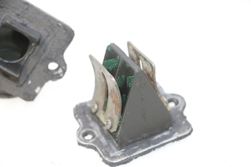 photo de REED VALVE ASSEMBLY PIAGGIO TYPHOON 50 (1993 - 1999) - Surface and material condition