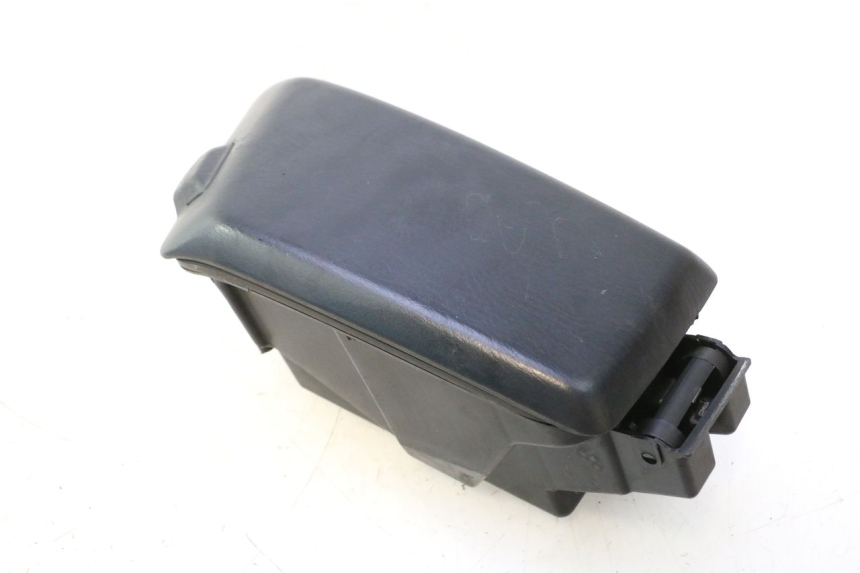 photo de GLOVE BOX HONDA FJS SILVER WING SILVERWING 400 (2005 - 2008) - Checked used part
