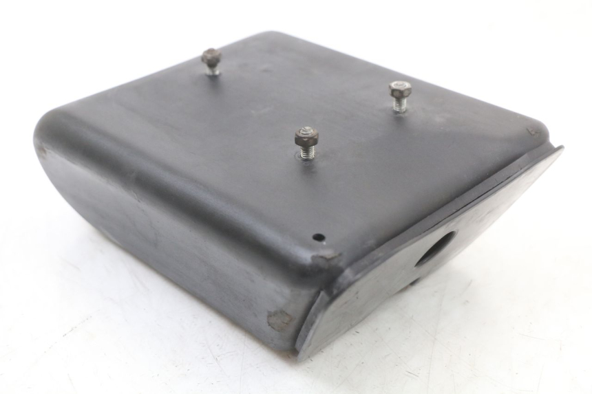 photo de GLOVE BOX SUZUKI GSX E 250 (1982 - 1983) - Zoom on usage condition