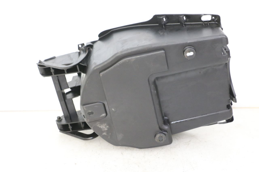 photo de GLOVE BOX PEUGEOT VIVACITY 125 (2010 - 2017) - Zoom on usage condition