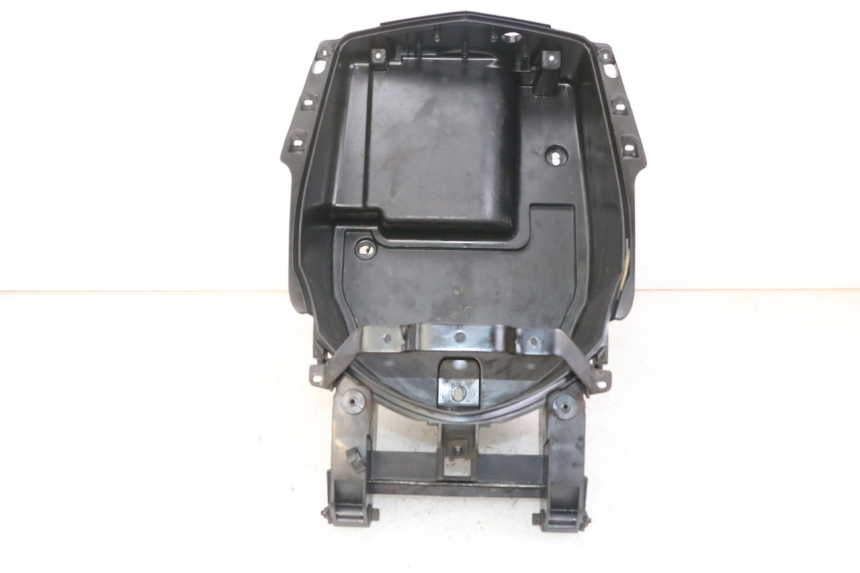 photo de GLOVE BOX PEUGEOT VIVACITY NEW 4T 50 (2008 - 2017) - Fixing points details