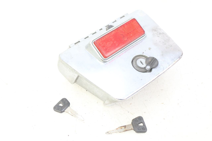 photo de GLOVE BOX YAMAHA XV VIRAGO 750 (1984 - 1998) - Technical close-up