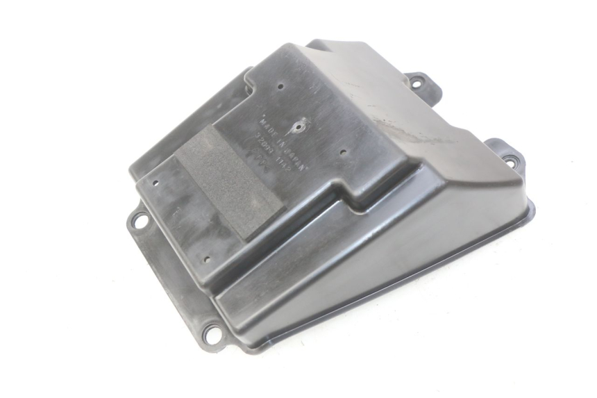 photo de GLOVE BOX KAWASAKI ZZR 600 (1995 - 2004) - Zoom on usage condition