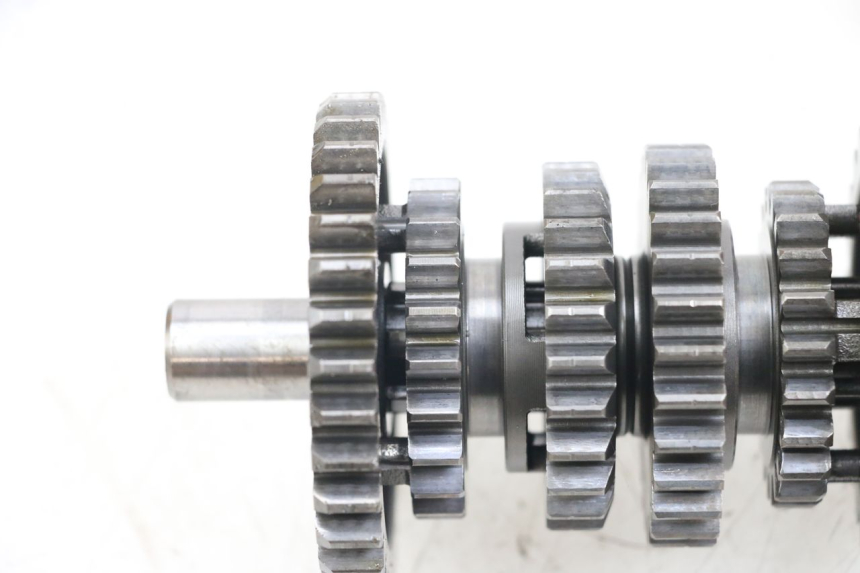 photo de Gearbox HYOSUNG GV AQUILA 125 (2000 - 2009) - Fixing points details