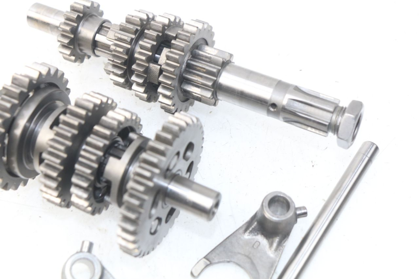 photo de GEARBOX HYOSUNG COMET GTR 125 (2007 - 2014) - Distinctive features