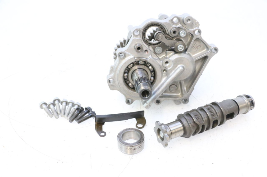 photo de GEARBOX KAWASAKI ER-6 ER6 N 650 (2005 - 2009) - Alternative perspective