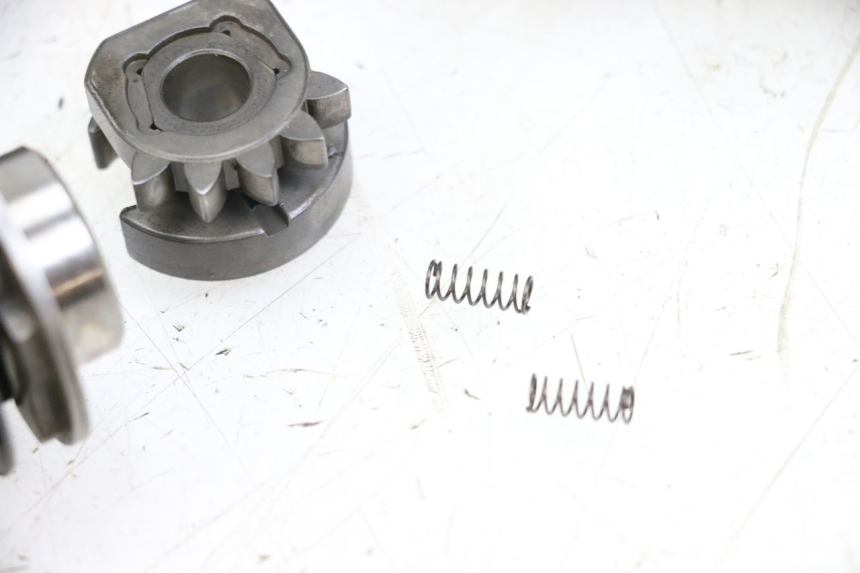 photo de Gearbox HYOSUNG GF 125 (2001 - 2005) - Component zoom