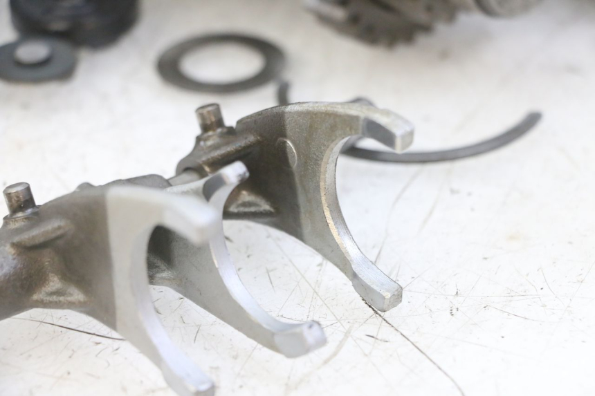 photo de GEARBOX SUZUKI GS GSE 500 (2001 - 2003) - Used quality zoom