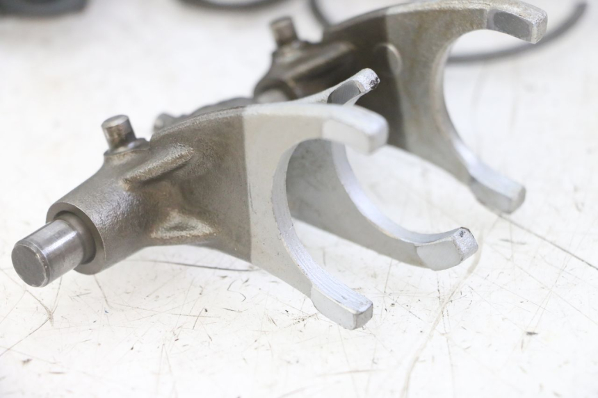 photo de GEARBOX SUZUKI GS GSE 500 (2001 - 2003) - Spare part profile view