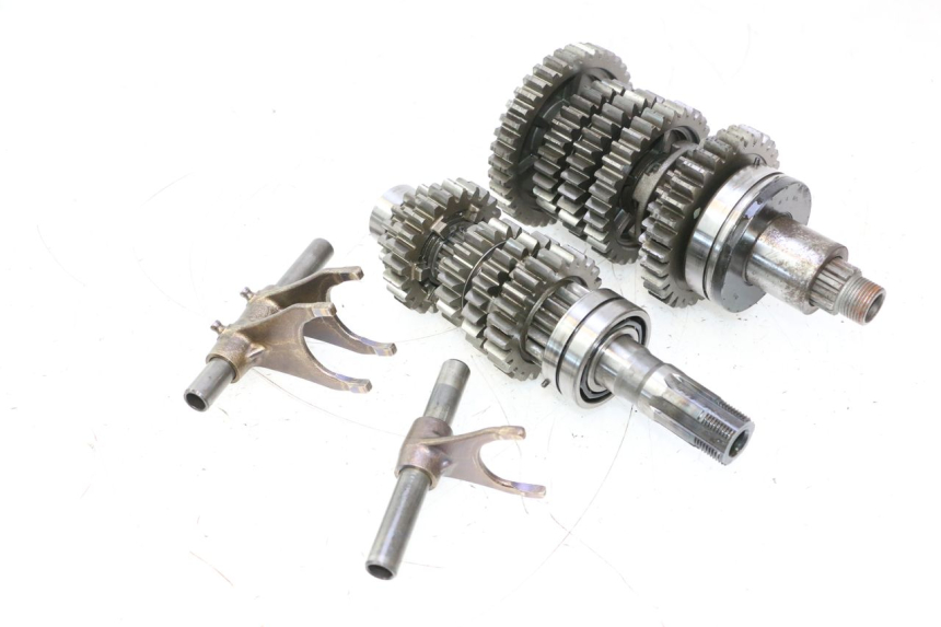 photo de GEARBOX SUZUKI GSR 600 (2005 - 2012) - High-resolution close-up
