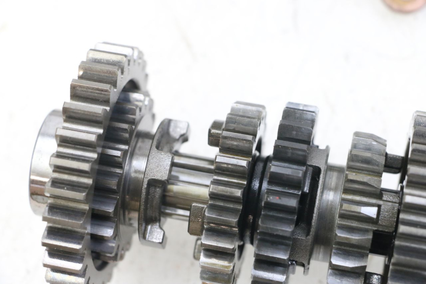 photo de GEARBOX SUZUKI GSX E 250 (1982 - 1983) - Distinctive features