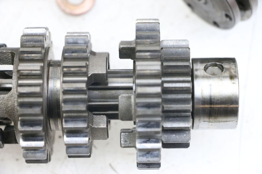 photo de GEARBOX SUZUKI GSX E 250 (1982 - 1983) - Alternative angle