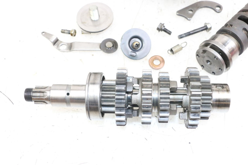 photo de GEARBOX SUZUKI GSX E 250 (1982 - 1983) - Used quality zoom