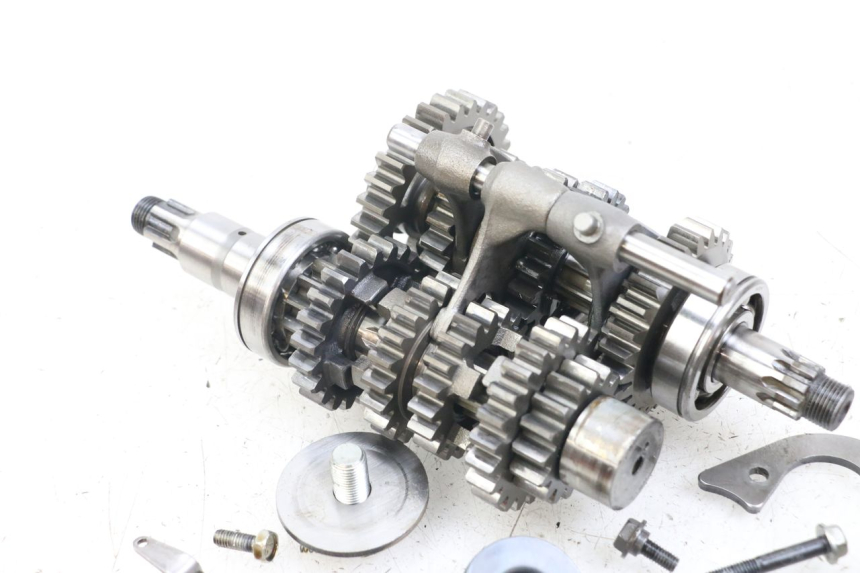 photo de GEARBOX SUZUKI GSX E 250 (1982 - 1983) - Zoom on usage condition