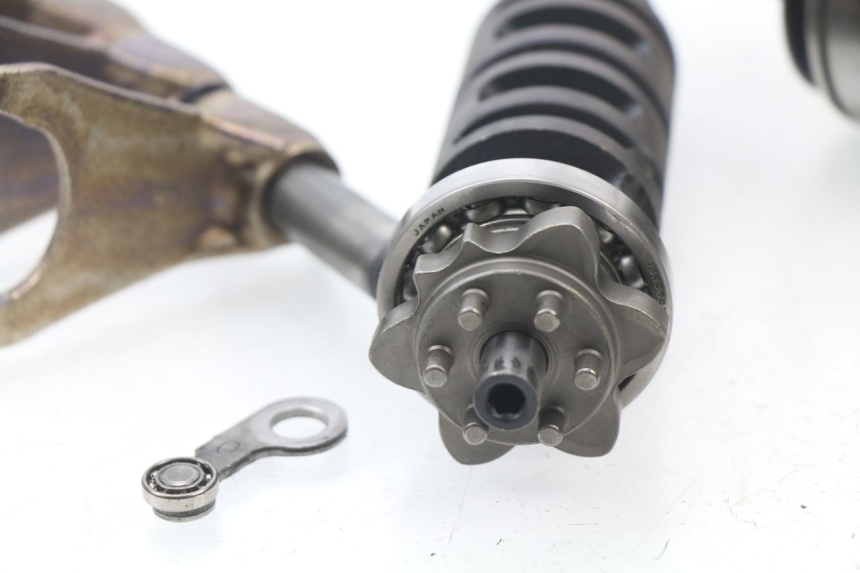 photo de GEARBOX SUZUKI GSX-R GSXR 600 (2008 - 2010) - Alternative angle